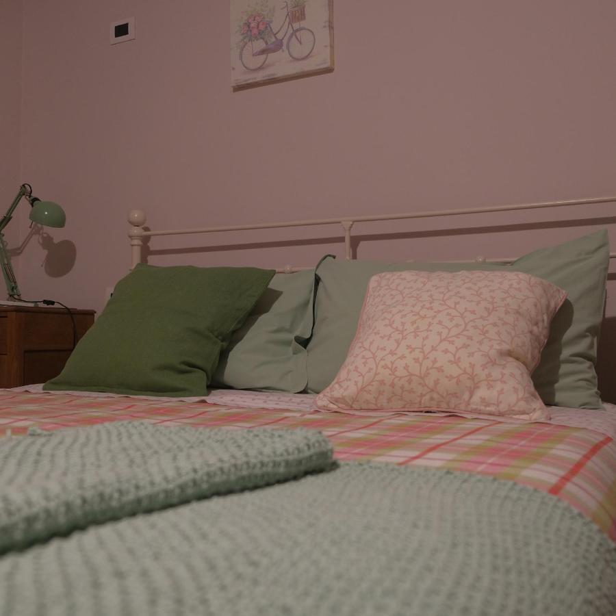 Family Room with Private Bathroom,1305900685:JPEG